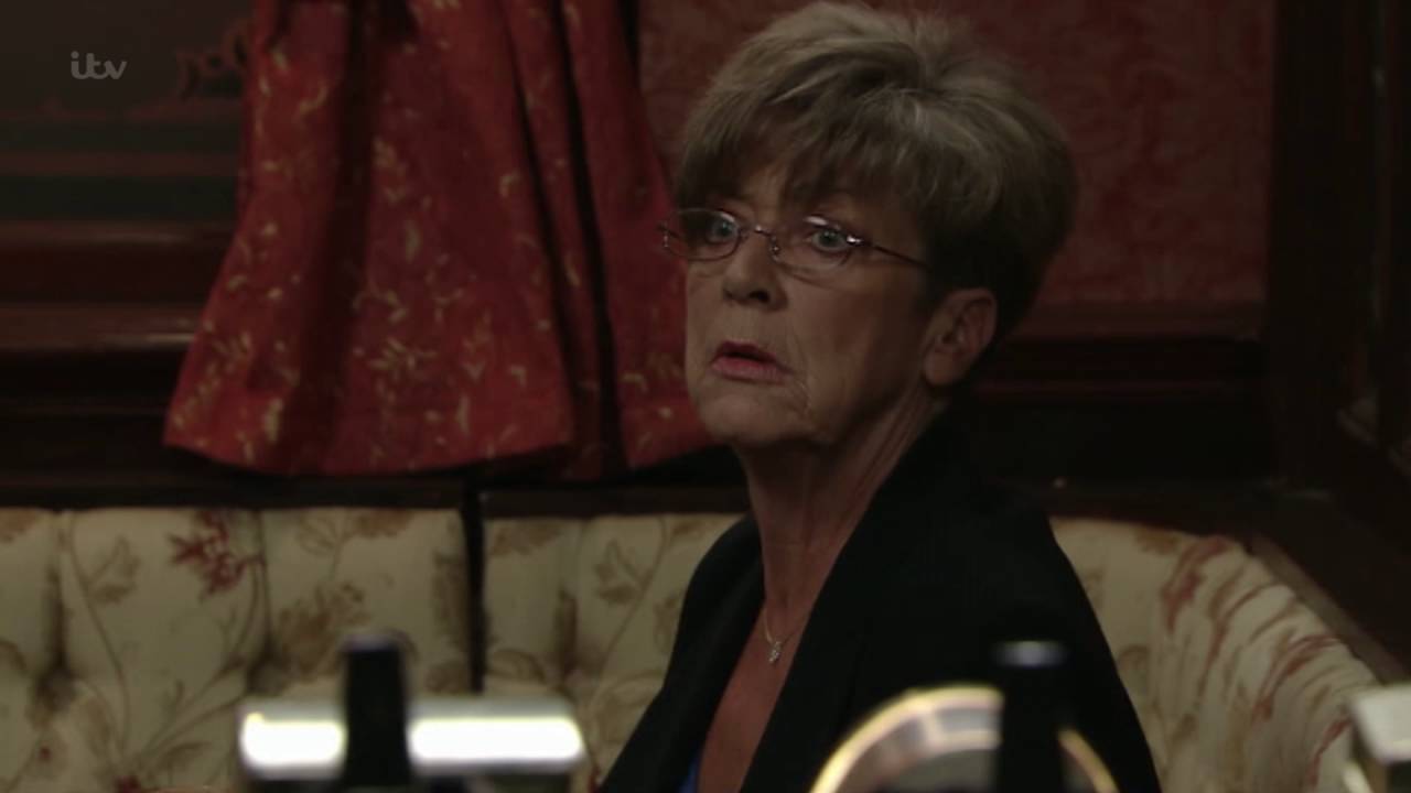 Coronation Street - David Tries To Fight Peter
