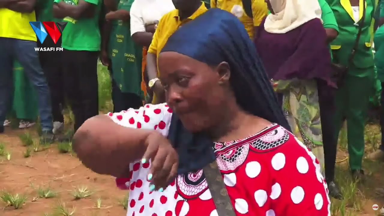 MAMA ANAYETUHUMIWA KUUZA MABINTI KIGOMA AJIPELEKA KWA MAKONDA, AHOJIWA 