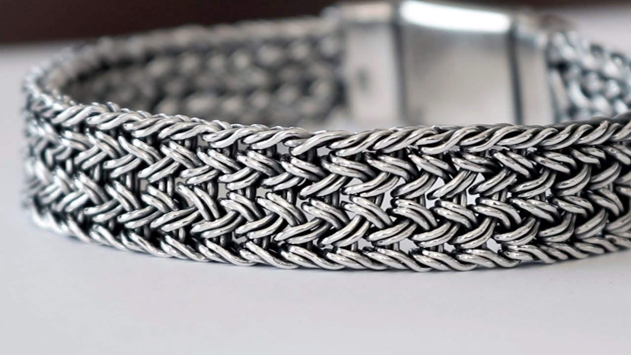 Pulsera Fortuna en plata, tejido desde cero