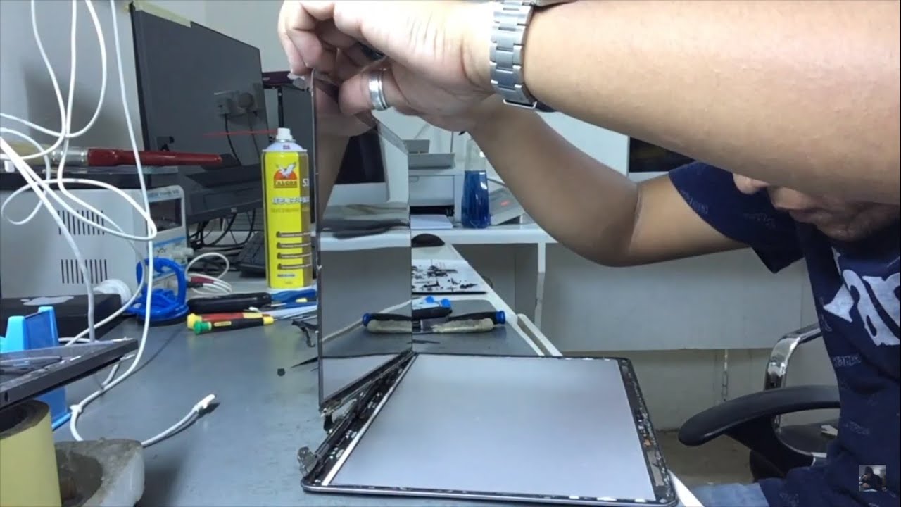 How to replace screen only on Macbook Pro A1708,A2338,A1706 | Broken Screen | Screen replacement