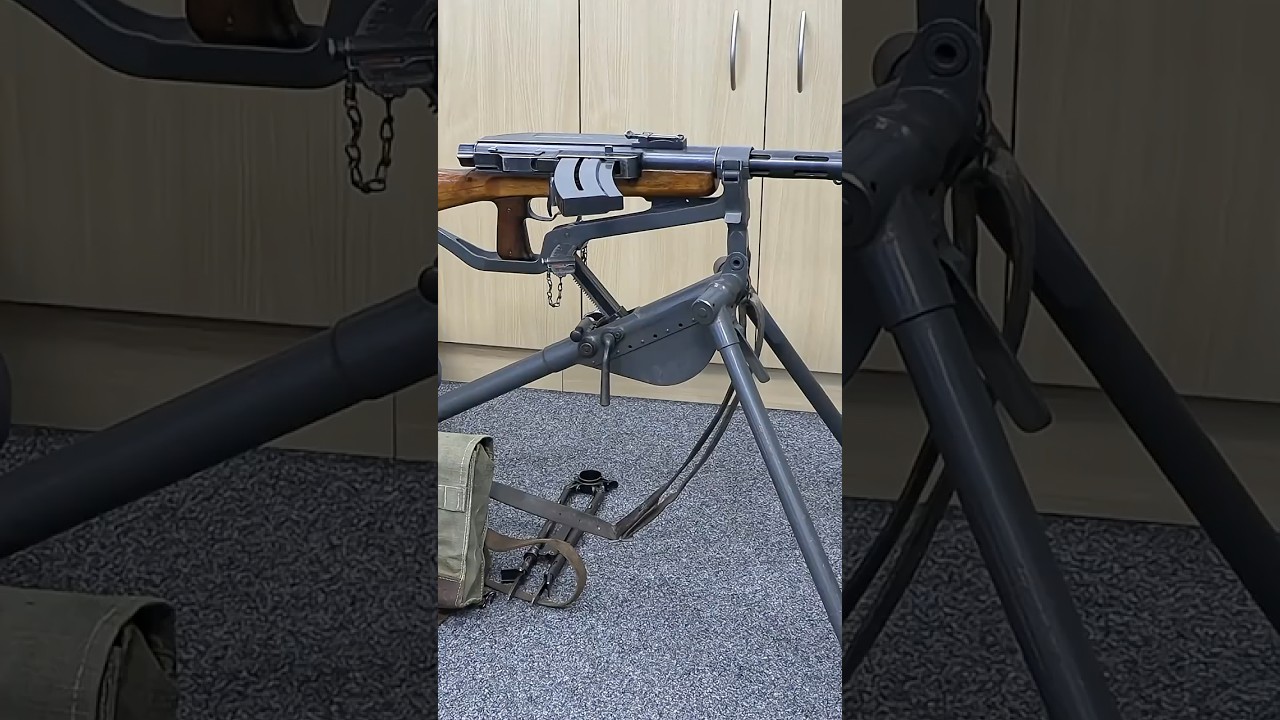 LMG-25: The Swiss Toggle-Locked Light Machine Gun