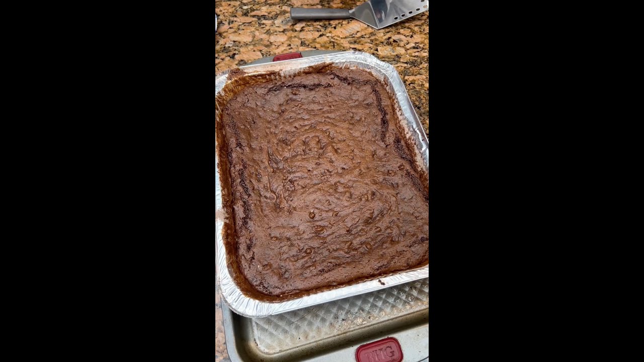 Garbage Can Cake!