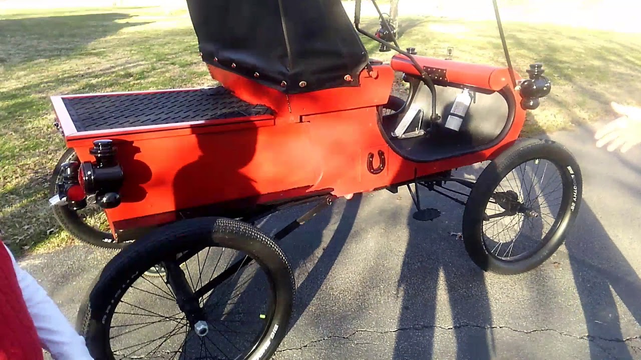 1903 Model R Curved Dash Runabout Old's