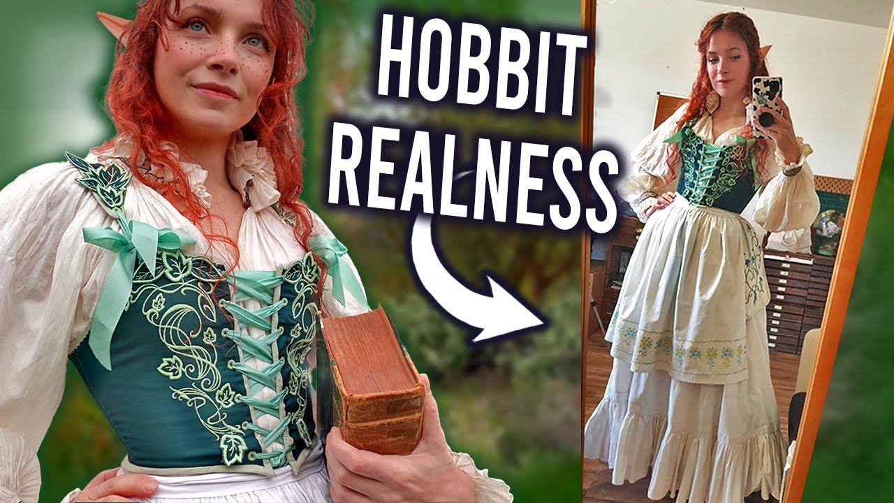 I made an embroidered corset to feel like a cute Hobbit✨