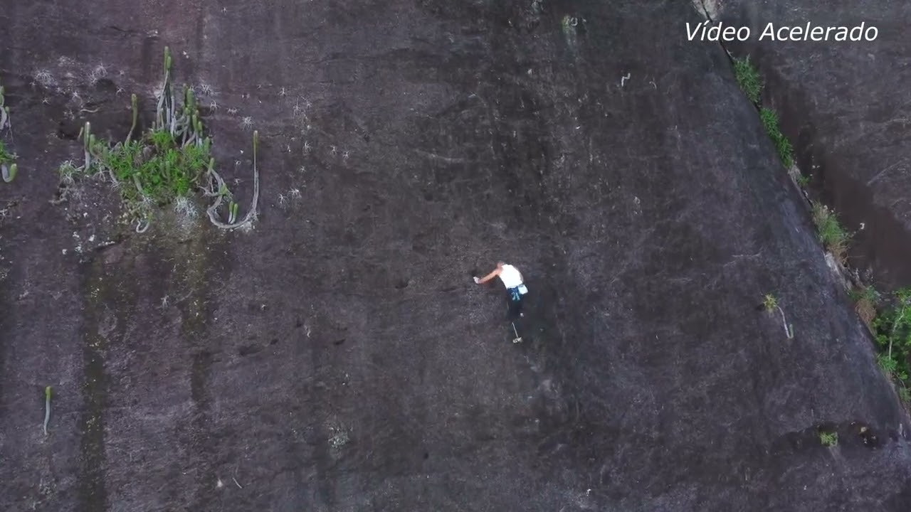 Controle, o Grande Free Solo Brasileiro  O primeiro document&aacute;rio de uma escalada solo no Brasil