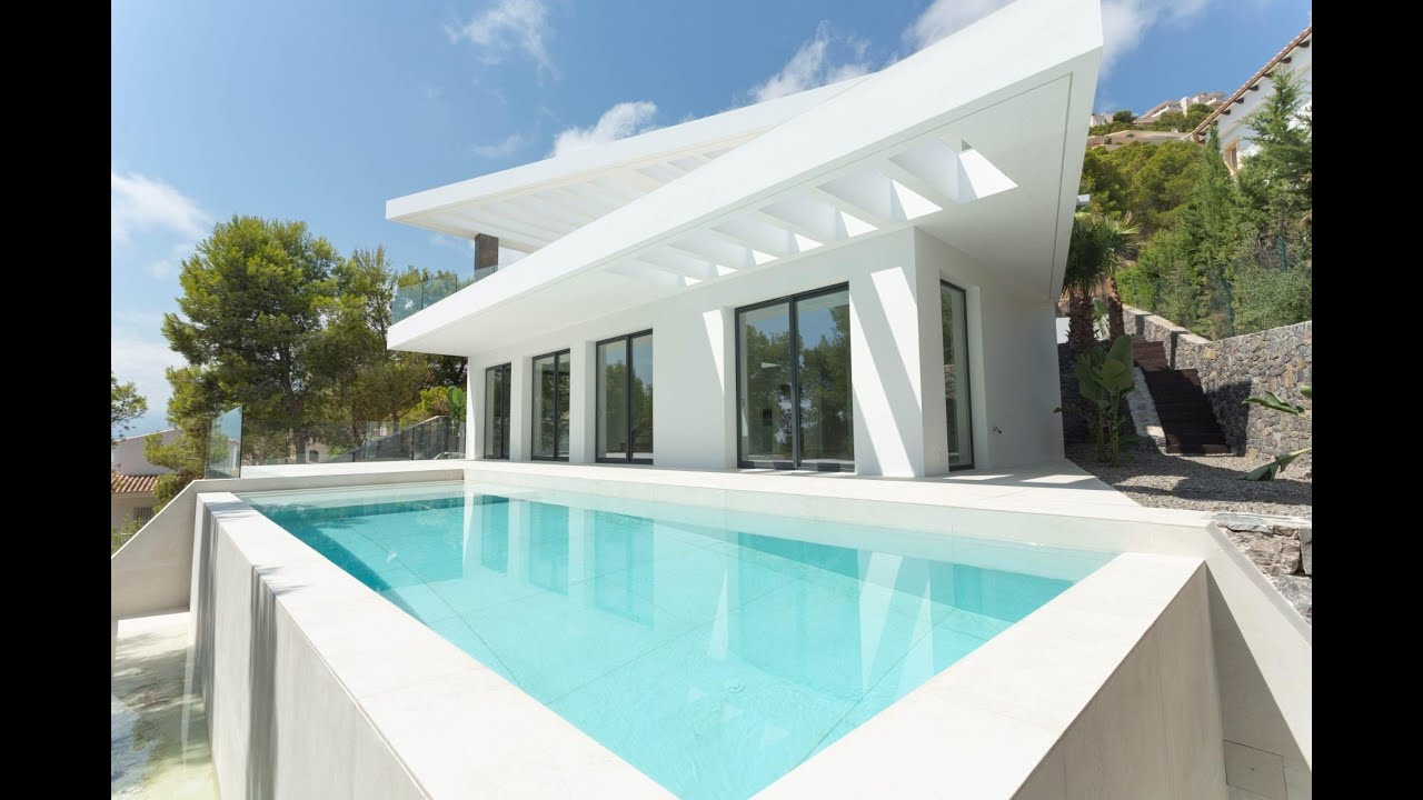 €1,700,000 3 Bedroom Villa Altea (Costa Blanca) Spain