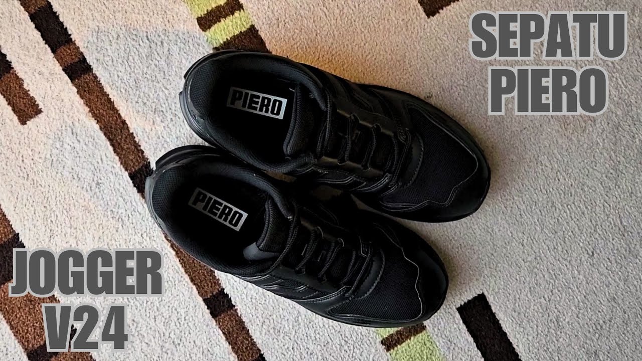 Rekomendasi Sepatu Lokal HITAM Untuk Sekolah dan Kerja. Review Sneakers Piero Jogger V24 All Black.