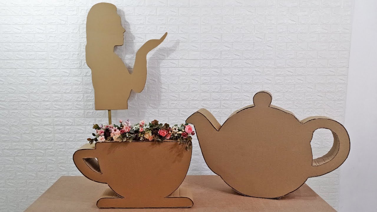 PARA DECORAÇÃO CONGRESSO IGREJA CHÁ DE MULHERES Como Fazer Totem Bule e Xícara de Papelão e Decorar