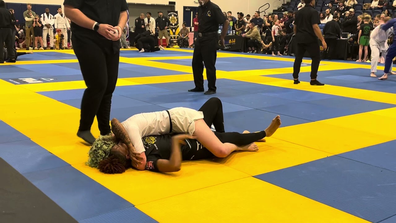 Fuji Feb 15th, 2nd match, under 130lb beginner division, won by points, 9-0