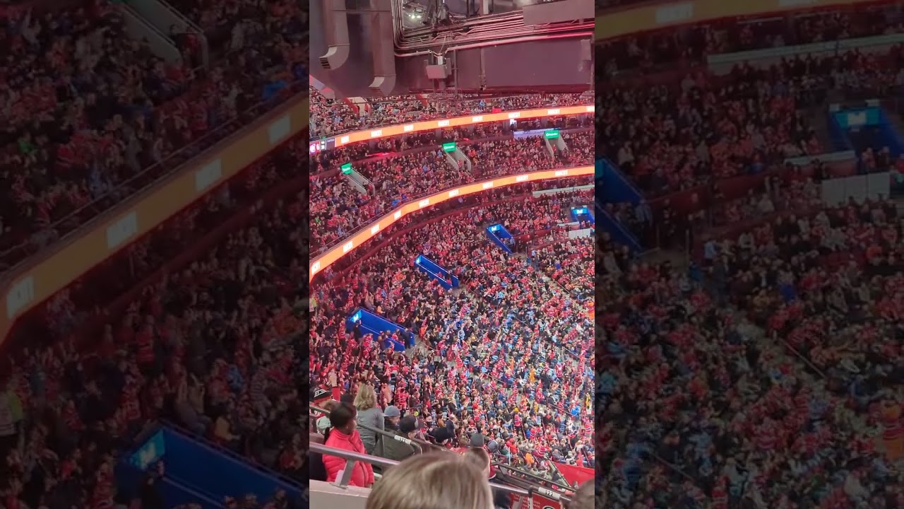 Doing The Wave At The Bell Centre Hockey Canadien Habs !
