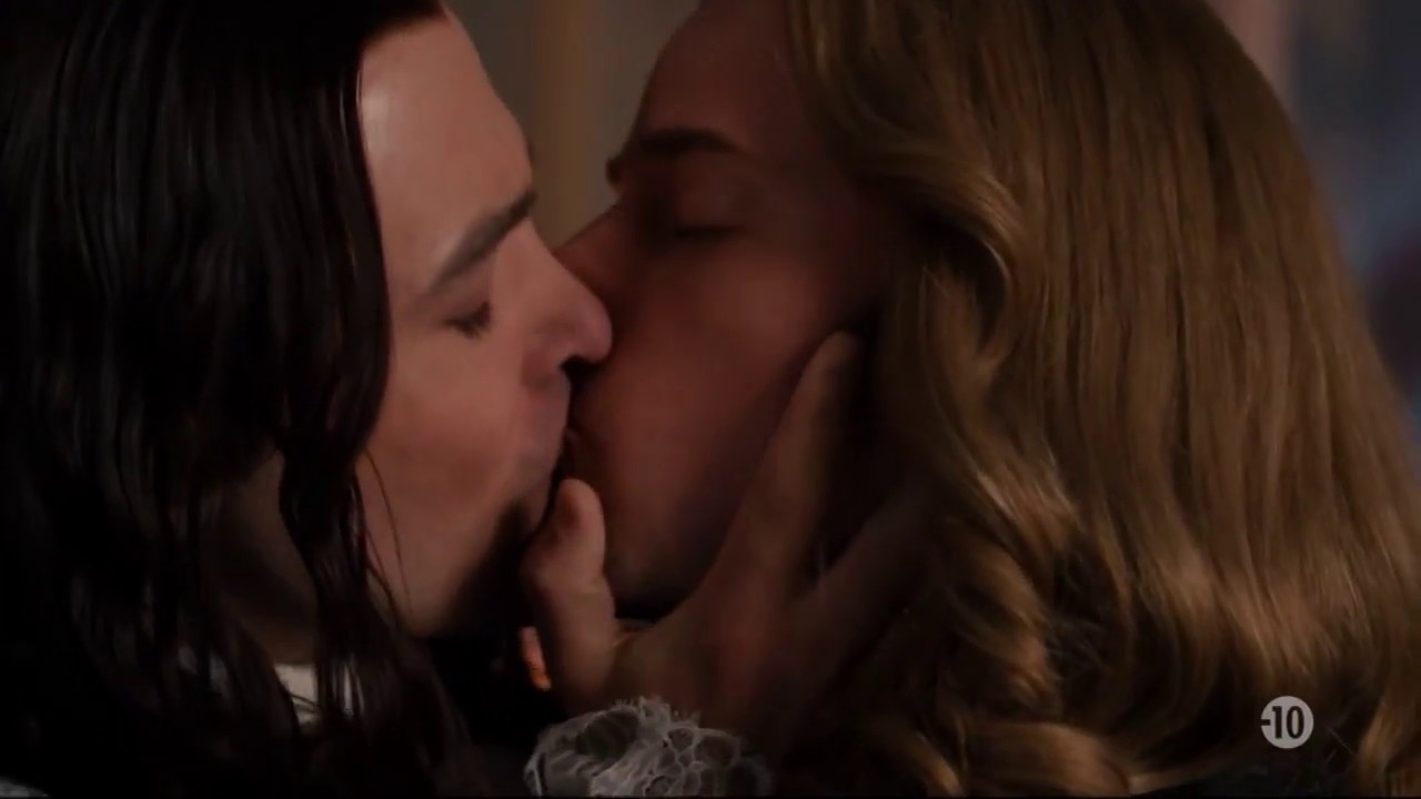 MonChevy - Dance Me To The End Of Love (Versailles)