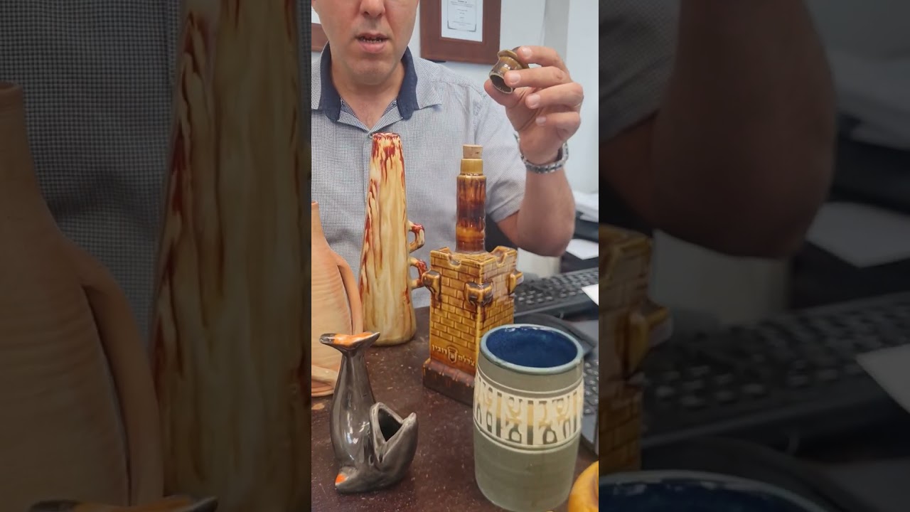האם כלי הקרמיקה הישנים שלכם שווים כסף? רן סגל מאוצרות מהבית  מציג פריטי קרמיקה ישראלית
