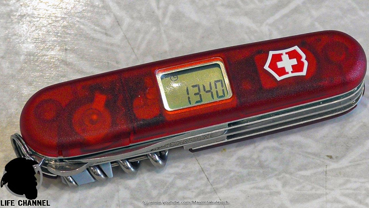 VICTORINOX с Часами (VICTORINOX Traveller 1.3705.AVT)