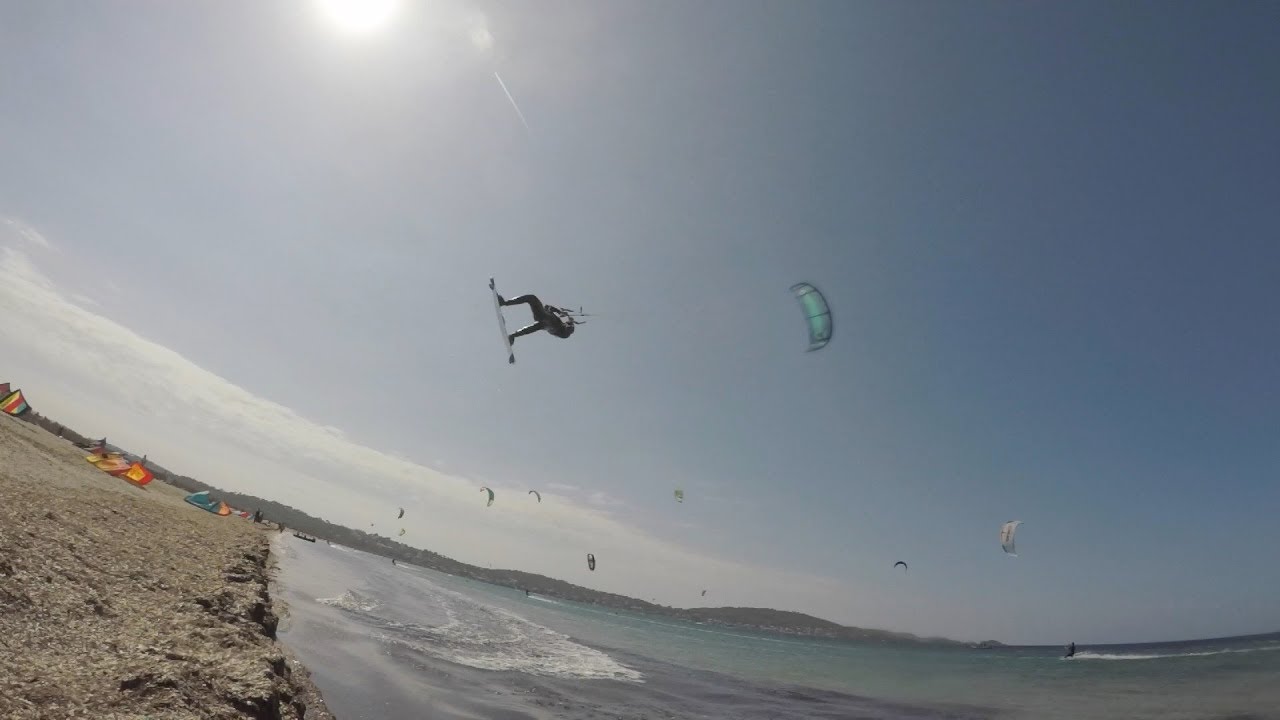 Almanarre | Kitesurf Offshore - Session Kiteloop Late Backroll