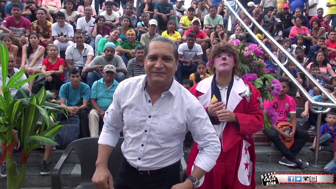 calle y risa el payaso Chabelo y mi muñeca [Si te ríes pierdes]🤣
