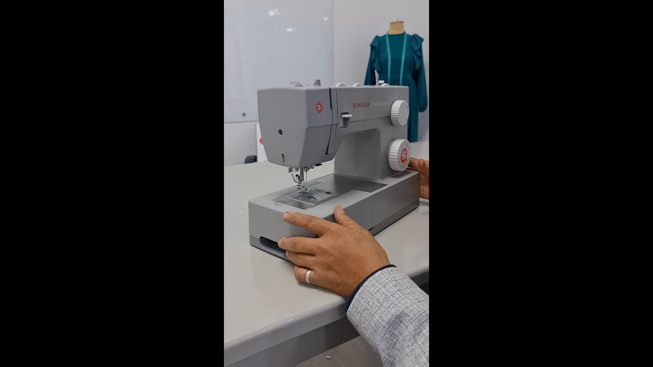 شرح ماكينة سنجر 4432