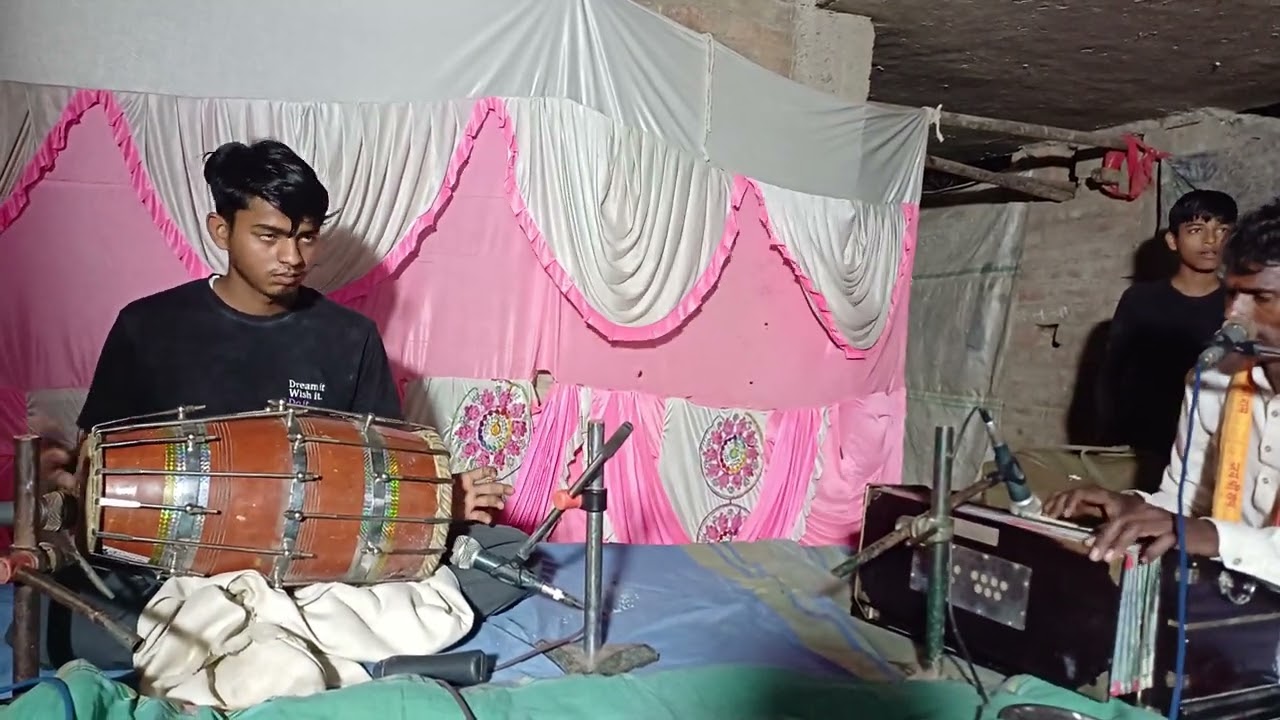 सीताराम धुन के साथ राजू विश्वकर्मा एंड पार्टी ।।