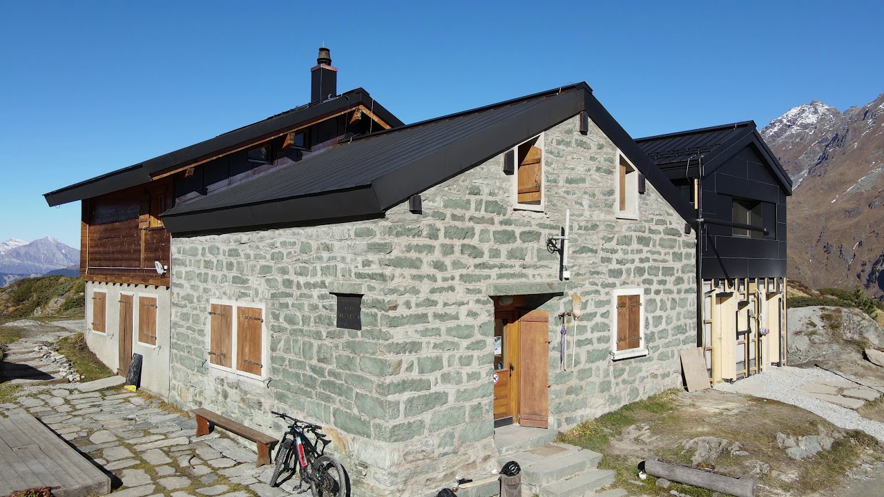 Switzerland-Drone - Cabane Brunet - 2020