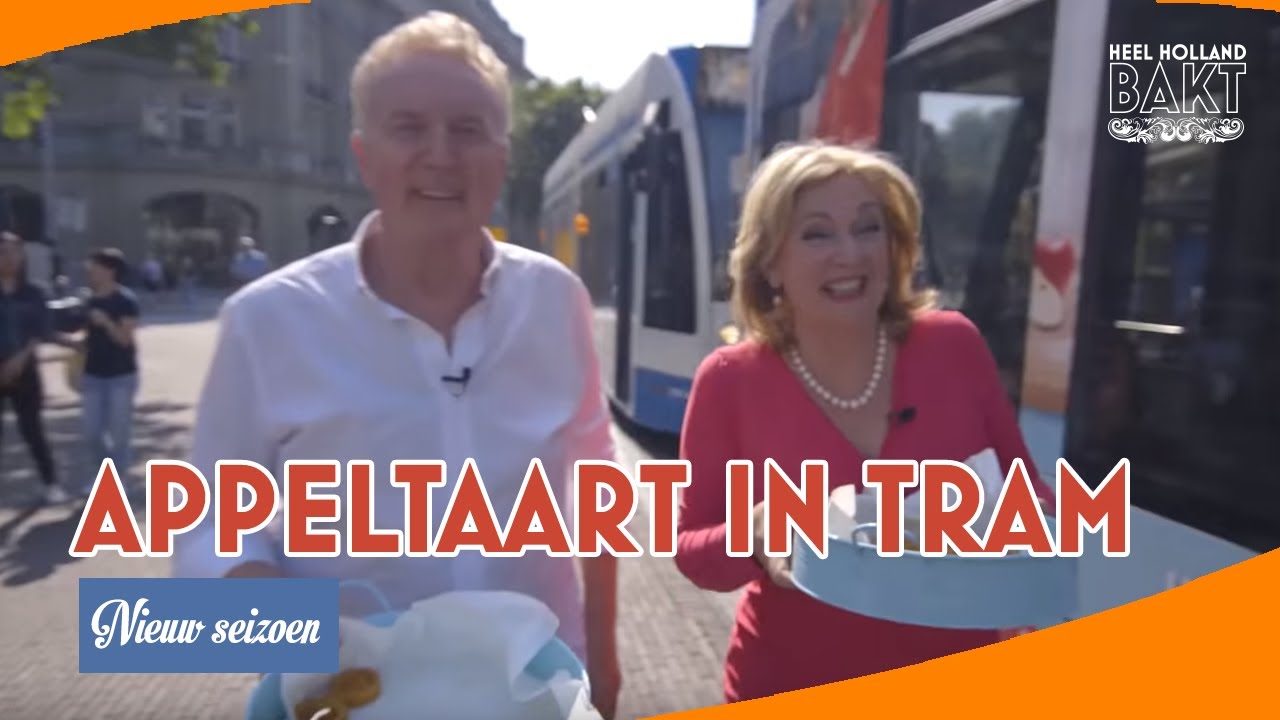 Andr&eacute; en Janny delen appeltaart van Rob&egrave;rt uit op het Leidseplein | HEEL HOLLAND BAKT