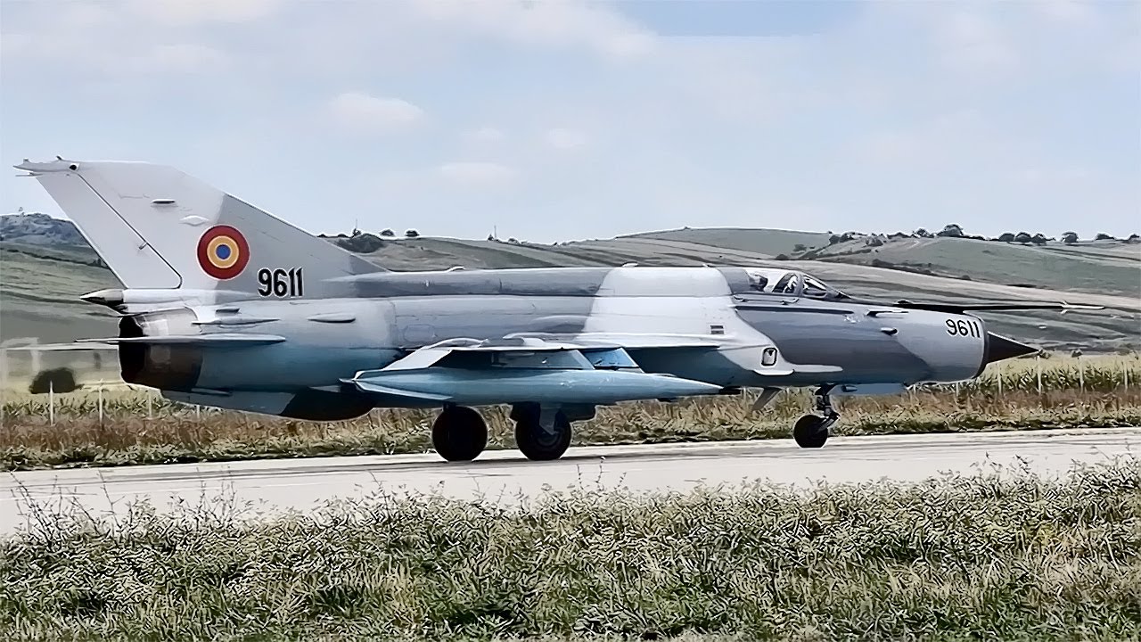 Romanian MIG-21 LanceR Fighter Jets Takeoff + Cockpit Video
