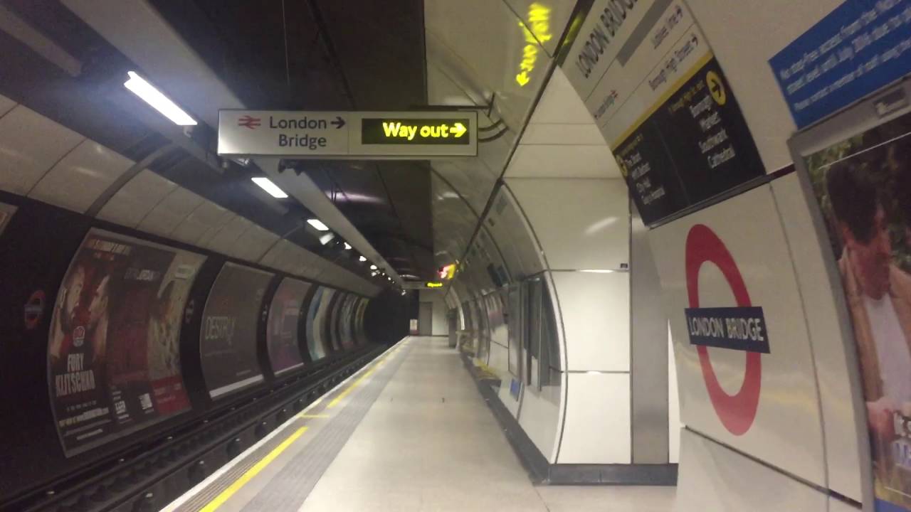 London Bridge Underground Station Walk July 2016