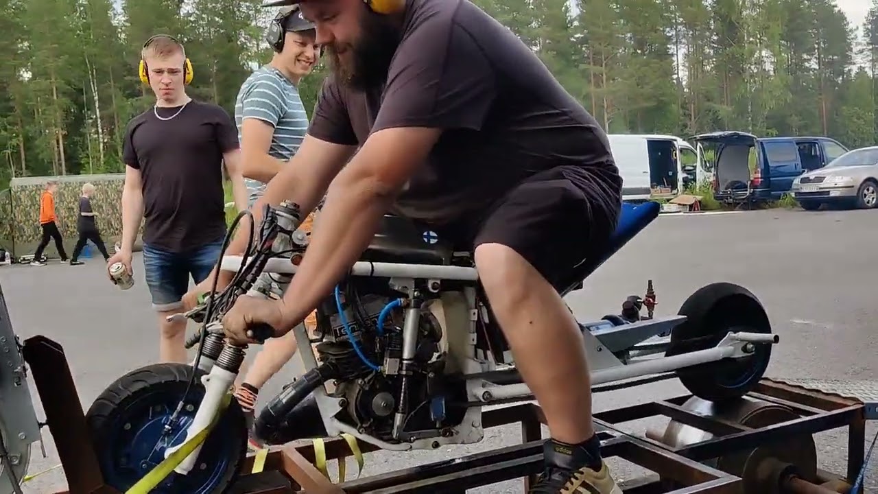 Suzuki PV 91cc Methanol Dragster @HSuomi Air shifter 19whp 146km/h - PV-Foorumin vauhtipäivät 2023