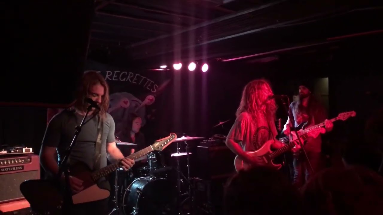 Welles - Seventeen [Live at The Rebel Lounge, 12/15/18]