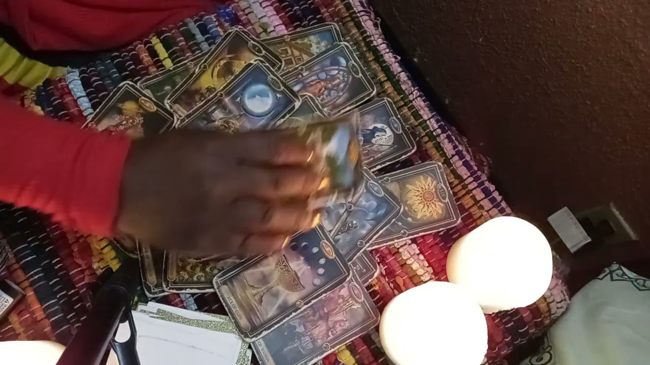 RANDOM READING❤WARNING I HEARD BOOM SOMEBODY NEEDS TO MOVE❤2021