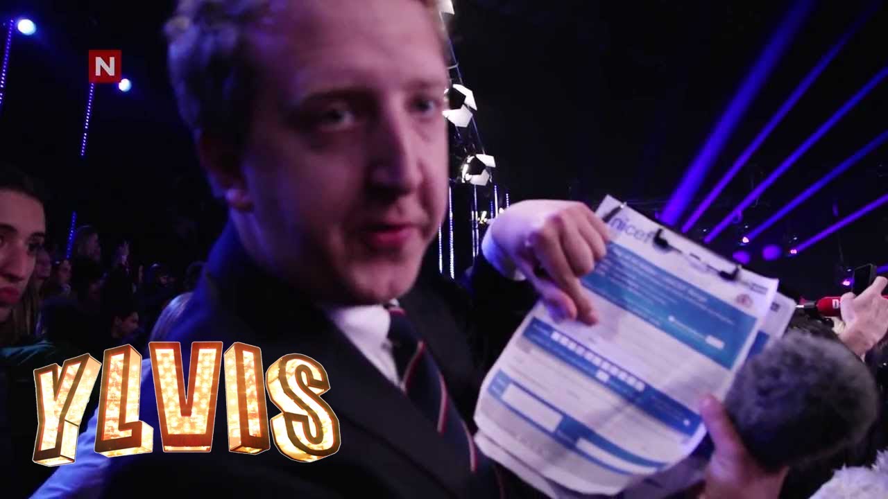 Ylvis - Magnus samler faddere på EMA (English subtitles)