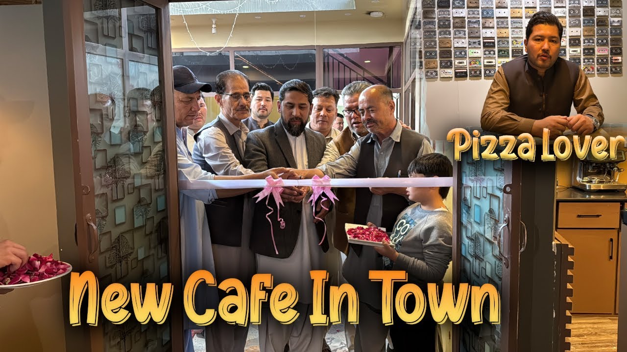 Who's Opening New Cafe in Town ? | Cheesy Slices Cafe | Pizza Lover | Pizza Point | Hydr z vlog