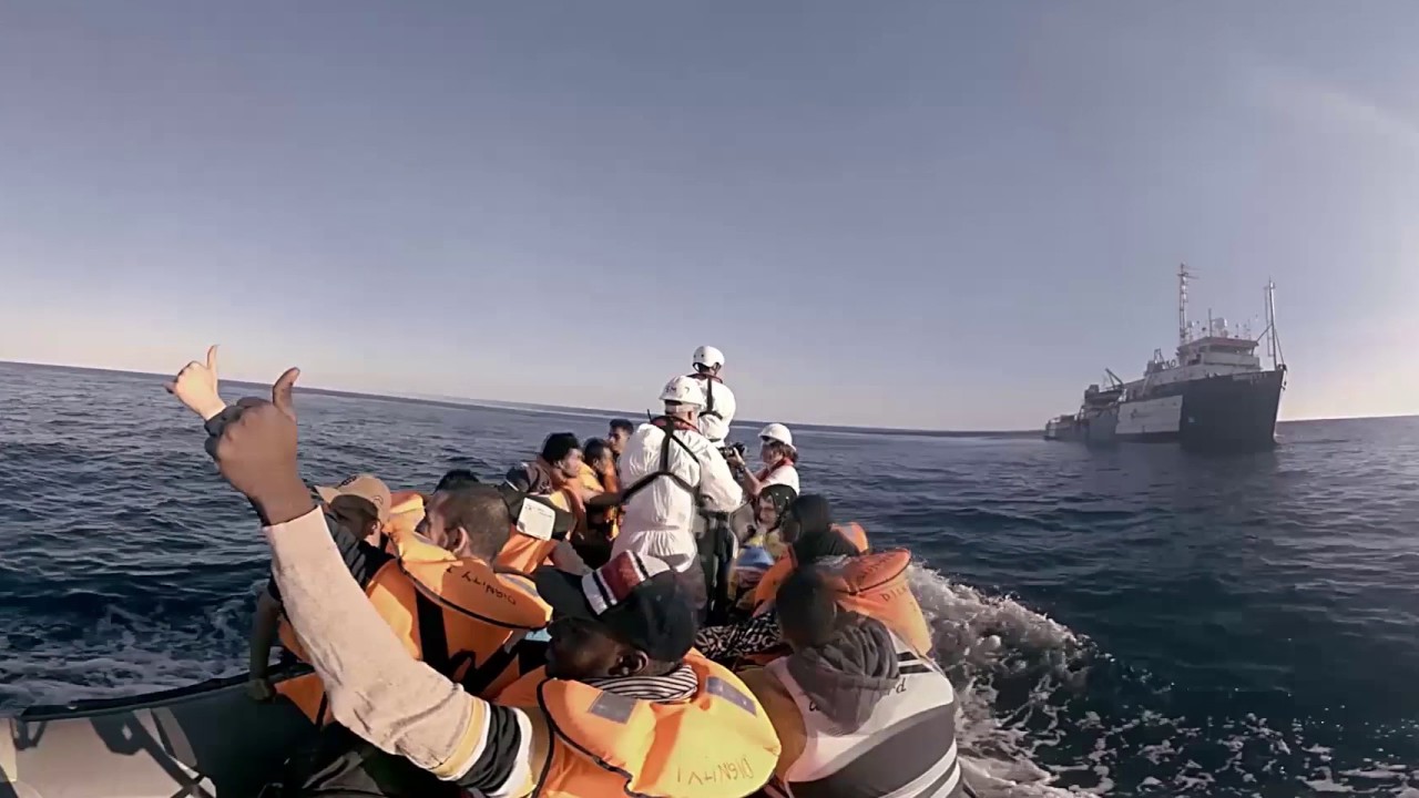 [360 VIDEO VR] Mediterráneo: así es un rescate