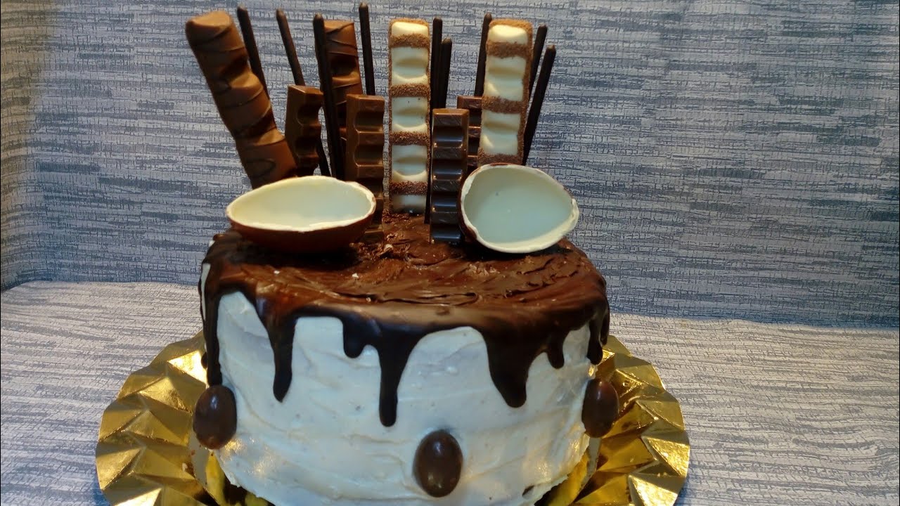 Tarta de cumpleaños / tipo drip cake en mambo.#lospaladaresdeinma#mambocecotec