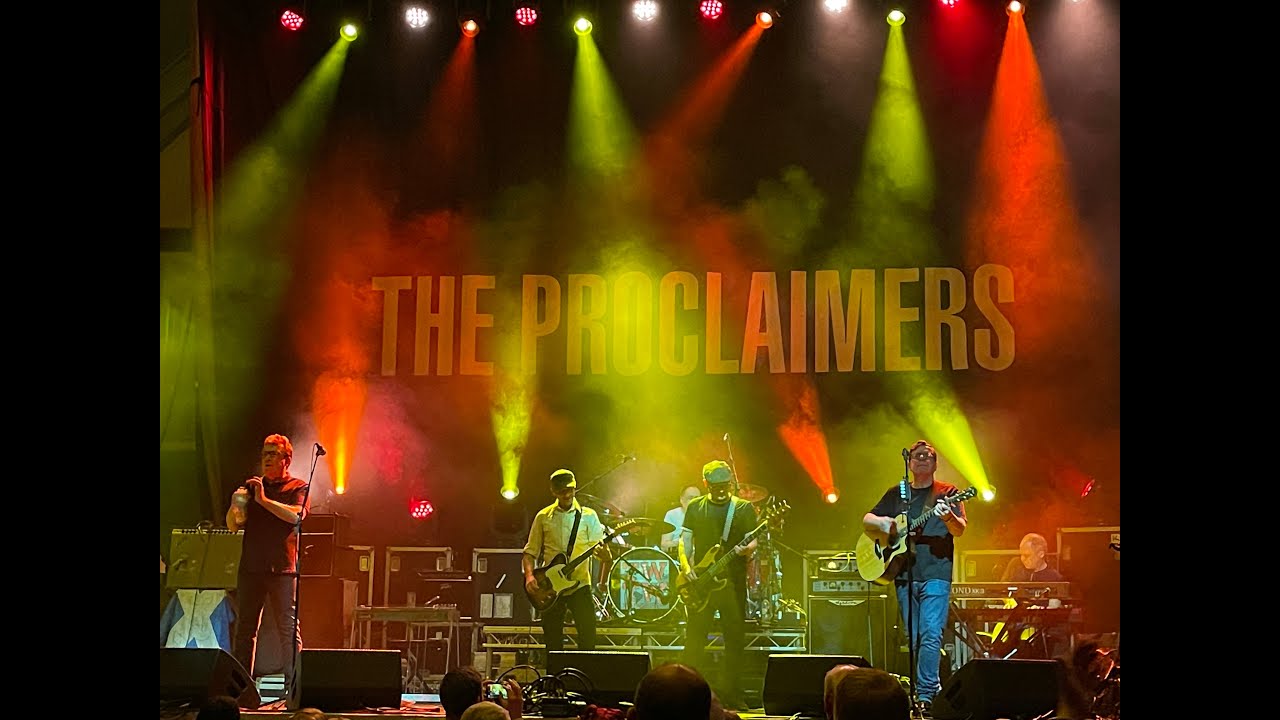 The Proclaimers LIVE Grand Hall Kilmarnock 03/12/2022