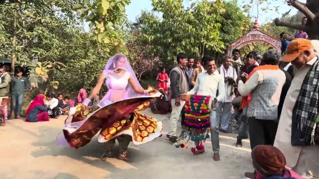 Desi rai सिद्ध बाबा सरकार बूढ़ा की राई- रामकिशोर यादव की राई #rohit_raja 112