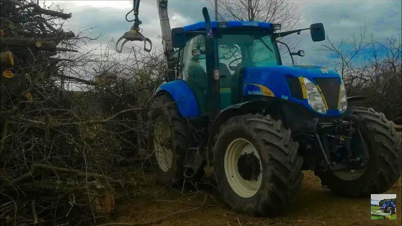 Holzrücken mit New Holland und Steyr|Team Agrar Oberhaag