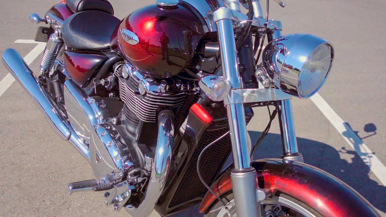 Triumph Thunderbird 1600 - Железный со всей силы