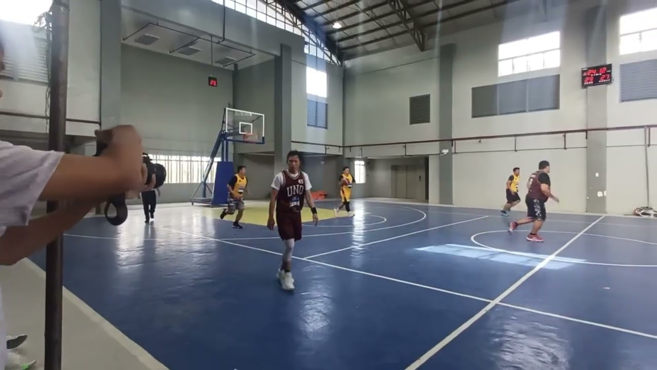 ROAD ONE VS UNO SPUMFEE