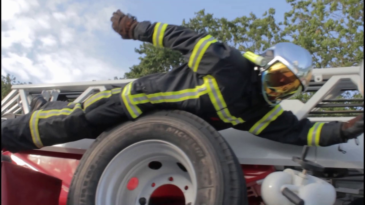 Teaser bal Sapeurs pompiers  Sarzeau 08 2017 Mannequin challenge