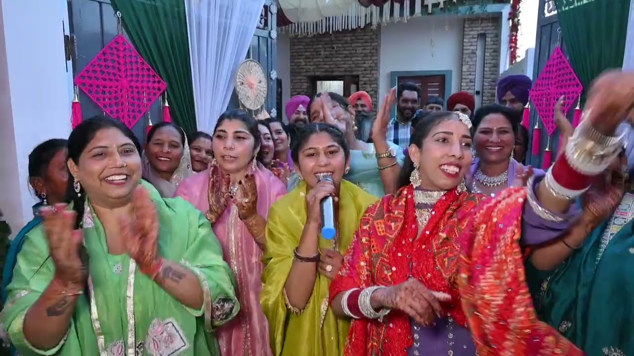 BABULA.SONG. BY SONY PHOTOGRAPHY BEHAK PACHARIAN M. 94170  52423