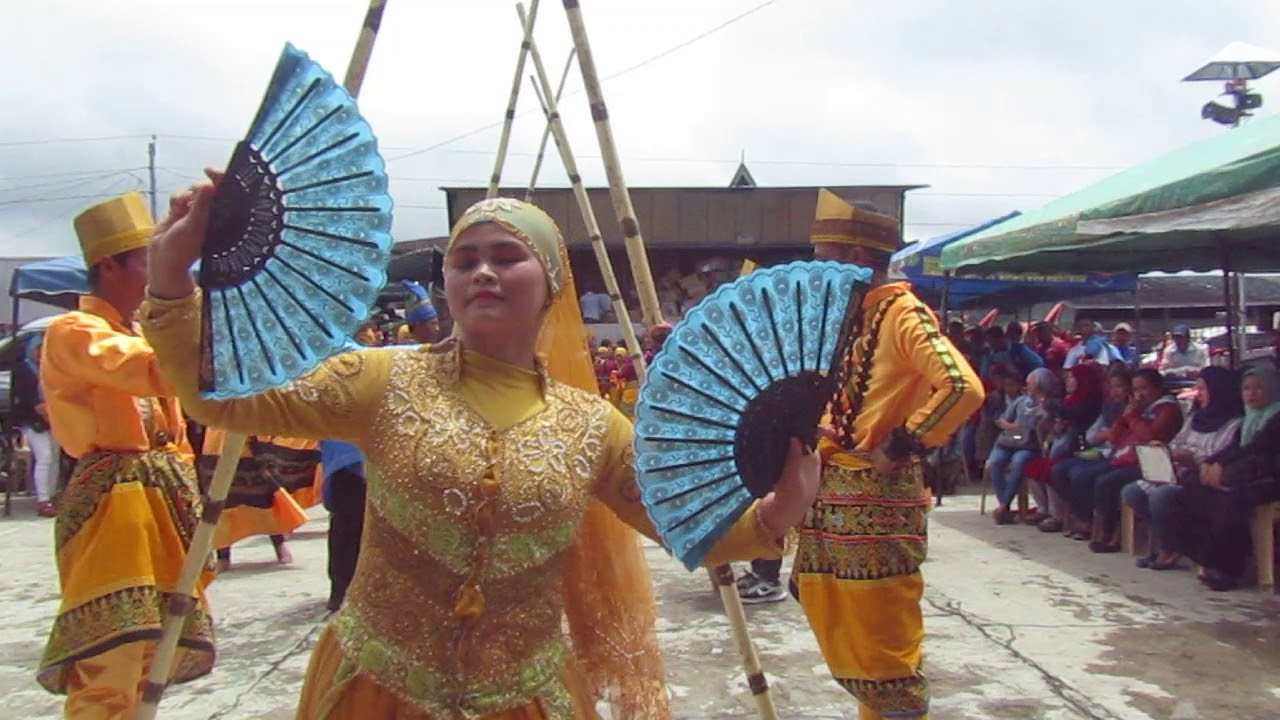 BUADIPOSO BUNTONG CONSTITUENTS EXPRESS GRATITUDE THROUGH A CULTURAL DANCE