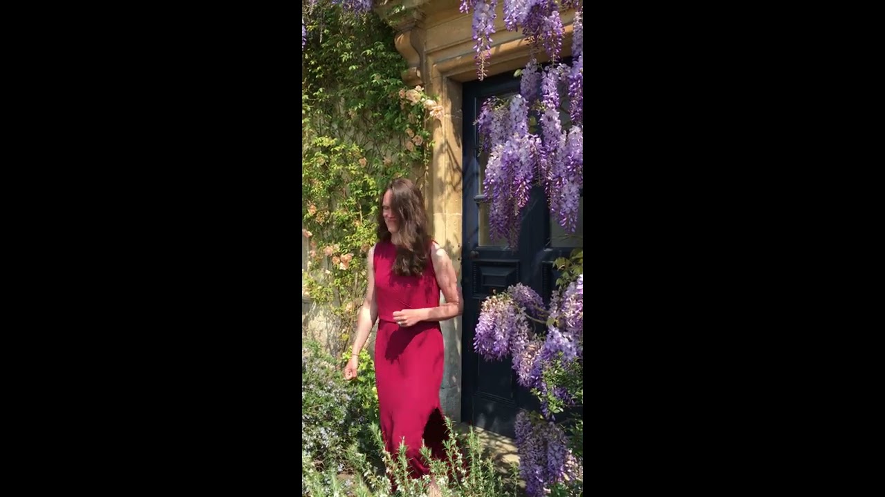 Virtual Tour - Iford's gardens in Spring 2020