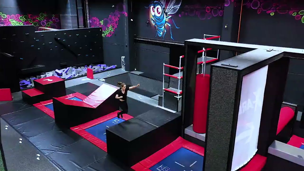 Superfly Air Sports D&uuml;sseldorf Trampolines + Challenge Track