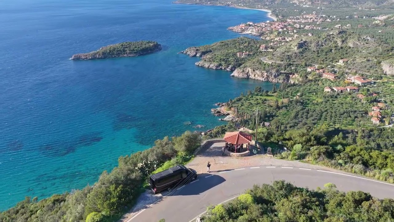 Η Φιλαρμονική Δυτικής Μάνης στα Χωριά: Το Εορταστικό Οδοιπορικό 2025 [4K]
