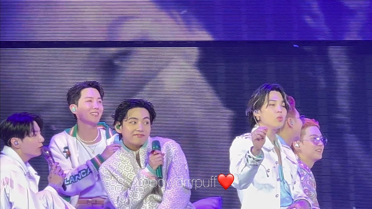 211202 - FANCAM - Life Goes On - BTS PTD Day 4 @ SOFI - 4K 직캠