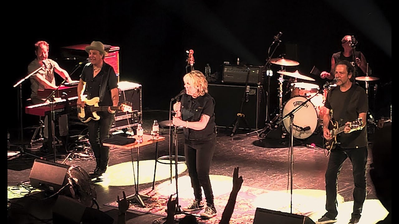 Lucinda Williams 