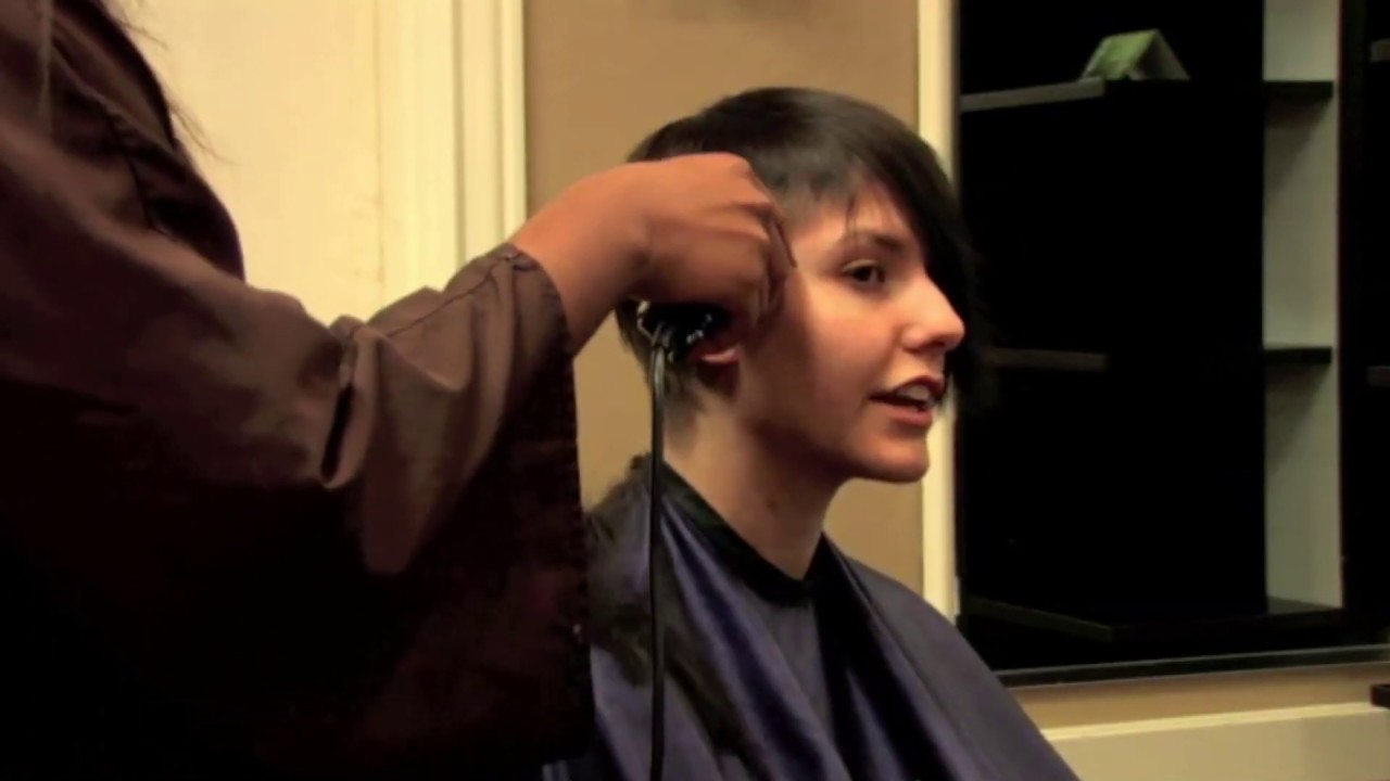 Teea - Pt 2: Shaves Her Head Bald!!! (Free Video)