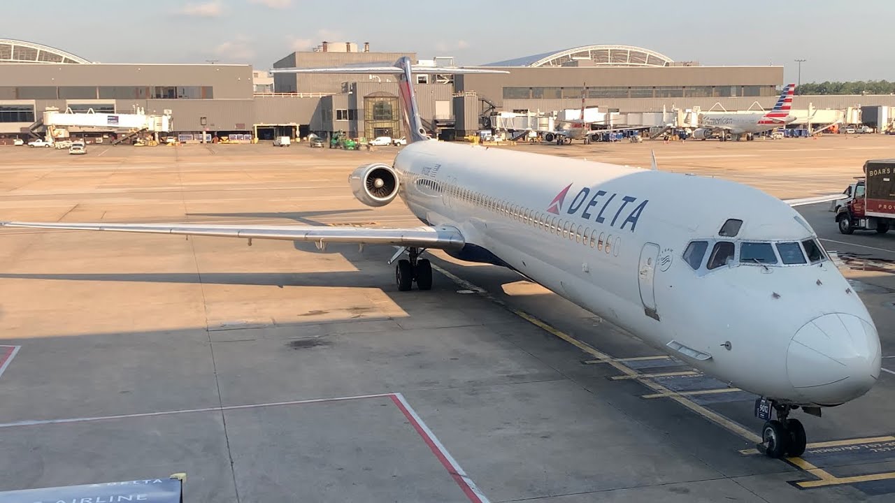 Final Flight - Delta Airlines McDonnell Douglas MD-88 Retirement Flight from Sarasota to Atlanta