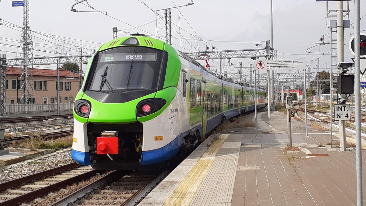 Treni Alla Stazione Di Brescia ( Arrivi - Partenze )