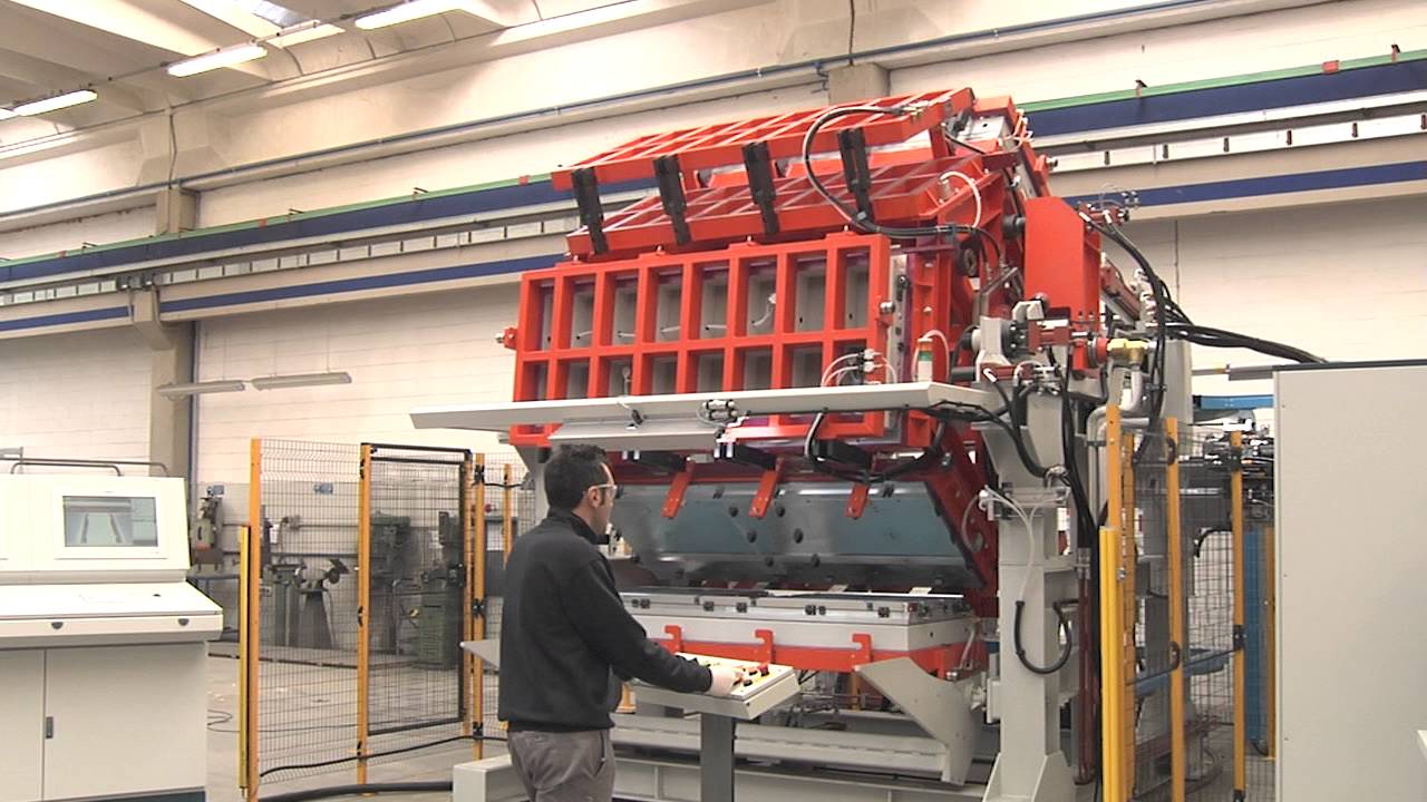 Saip Reftech Drum System for the Insulation of Refrigerating Doors