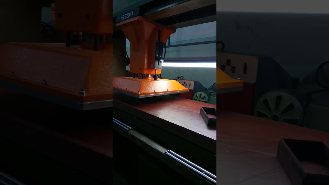 Trancia a ponte - Taglio carta velina - settore cartotecnica  Atomi 520/7